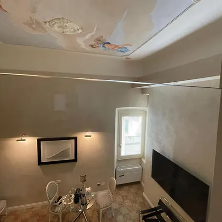 Apartment Vasari Florence